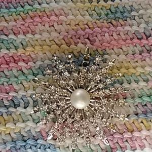 Vintage Judy Lee Brooch